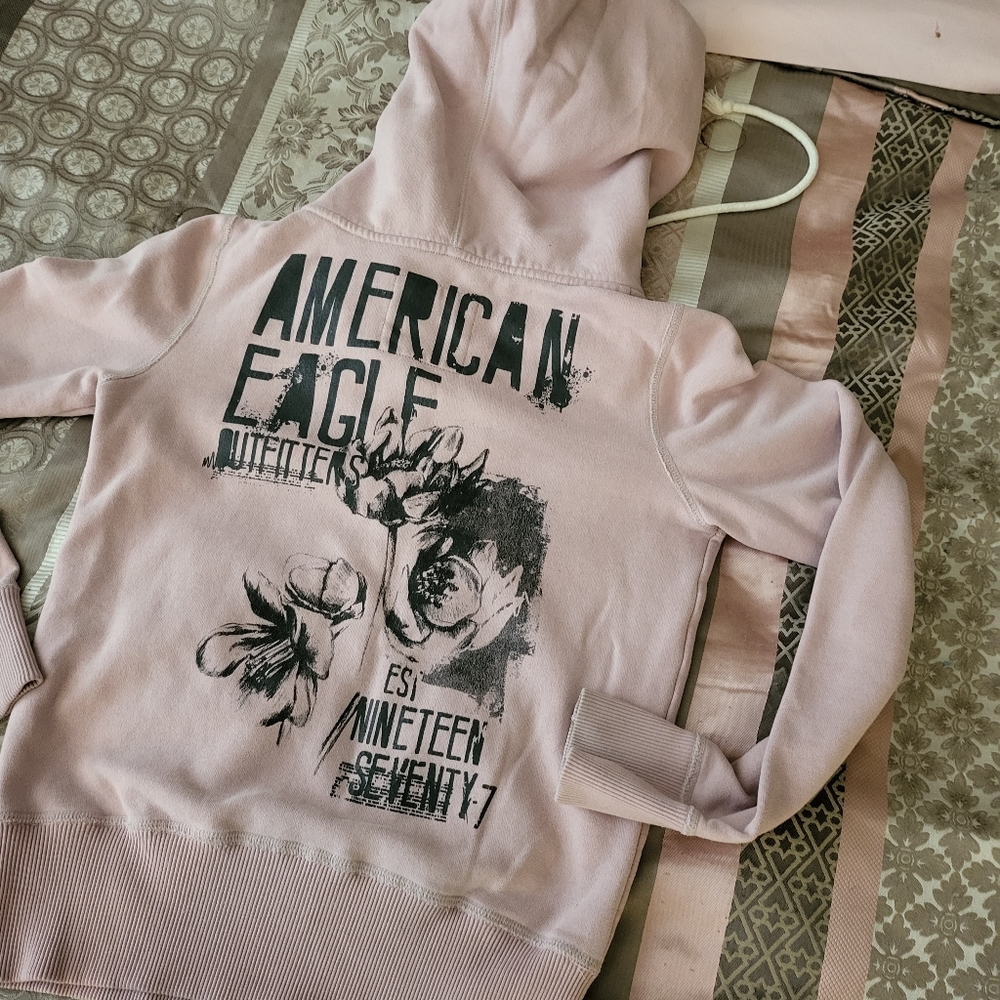 Small pink American eagle hoodie